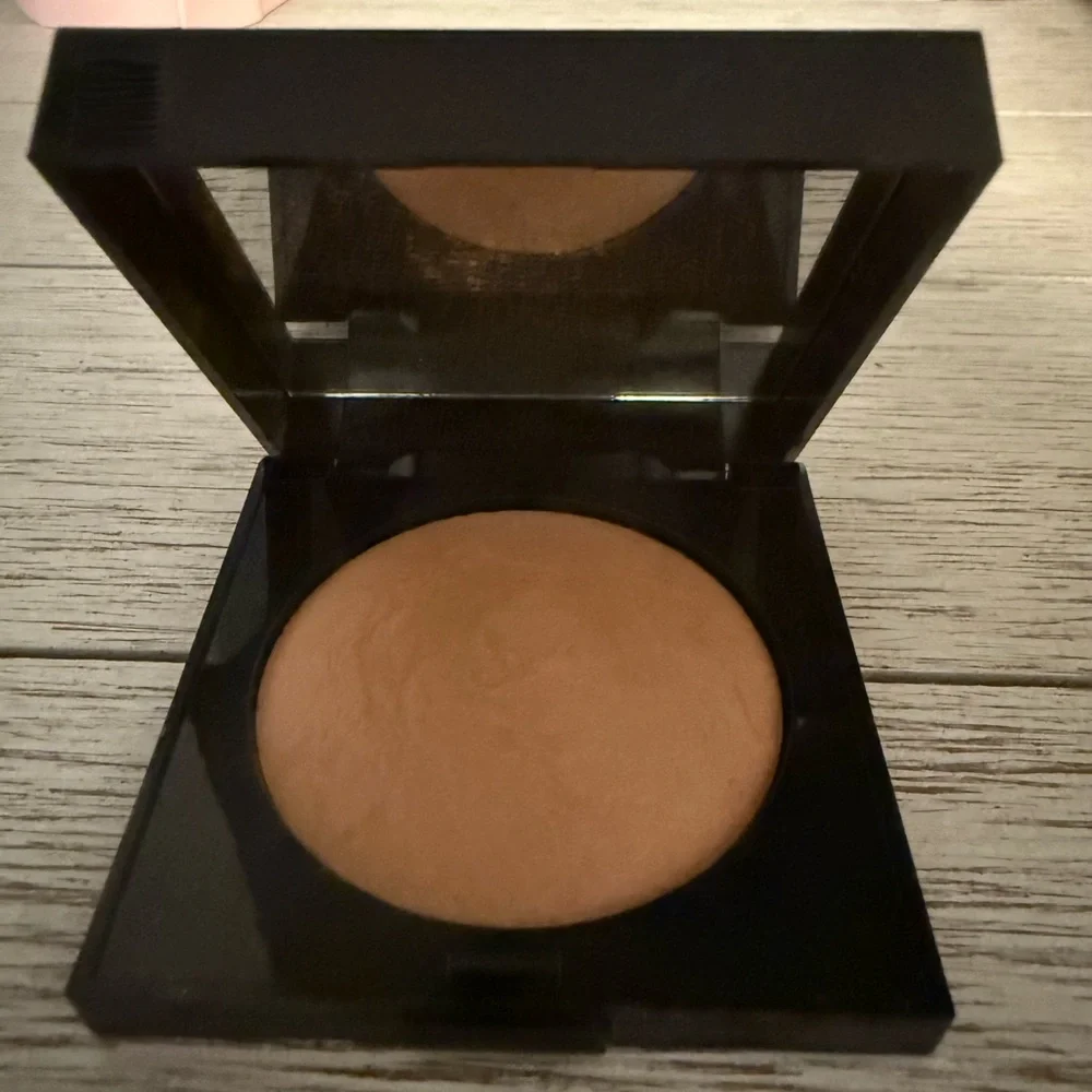 Laura Mercier bronze matte 03